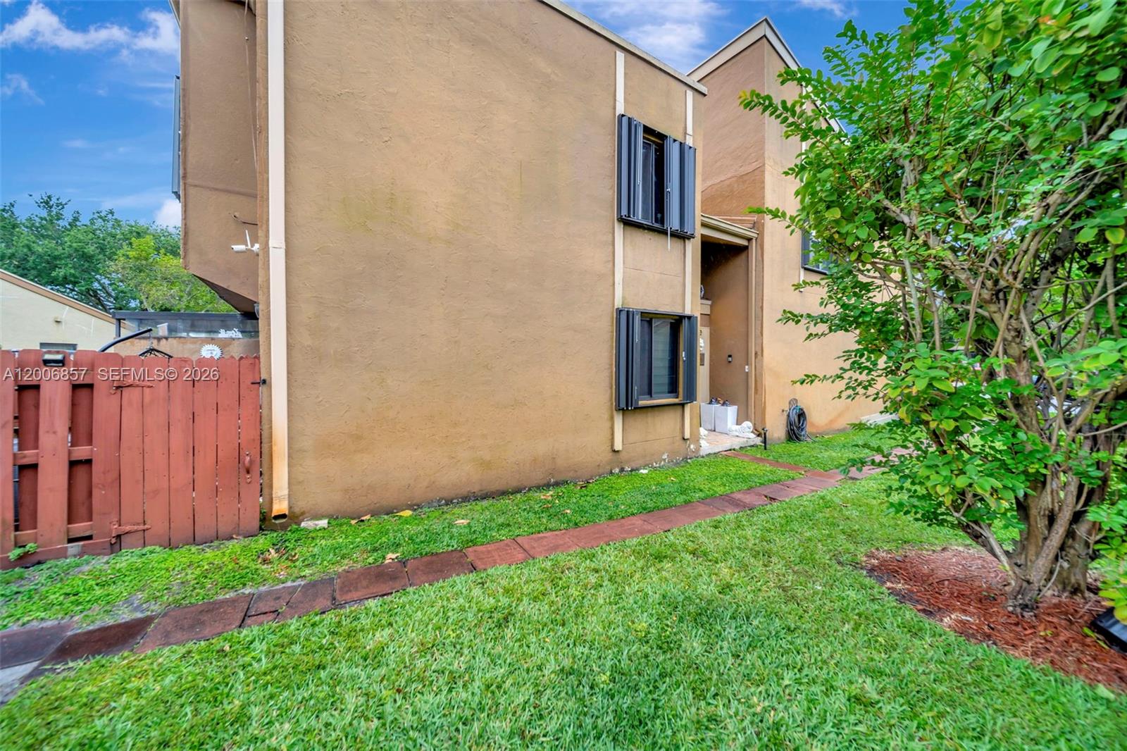 MISSIONWOOD AT MIRAMAR CO - Residential