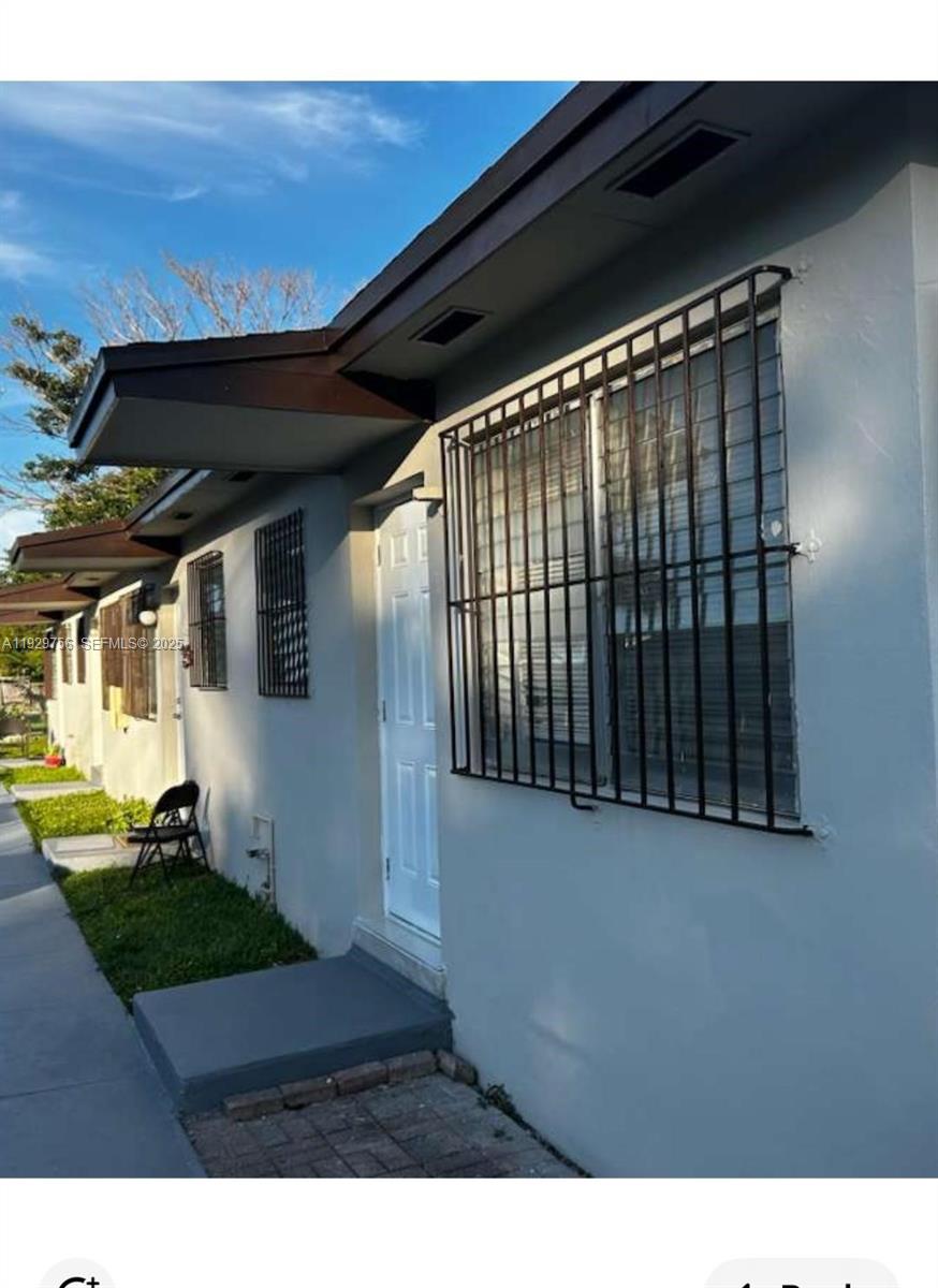 CRAVATTS ALLAPATTAH HOMES - Residential Lease