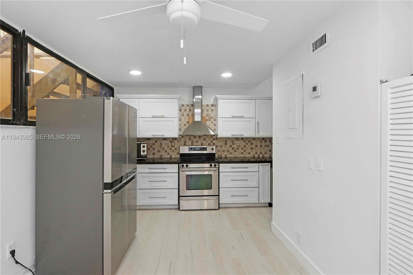 TOWNSCAPE CONDO - Residential