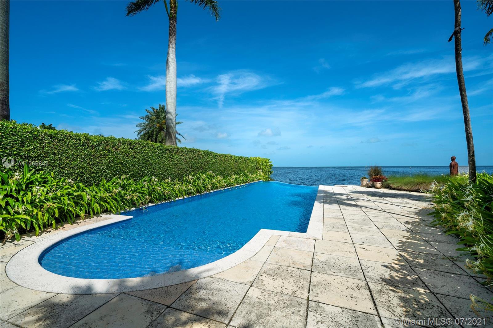 HUGHES COVE - Residential