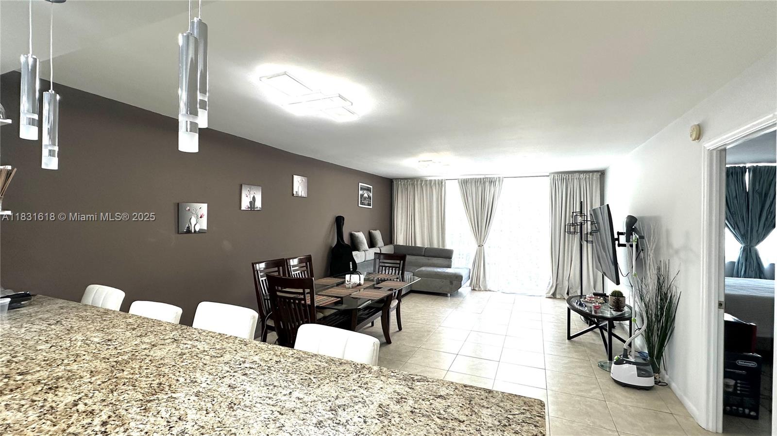 IMPERIAL TOWERS NORTH CON - Residential Lease