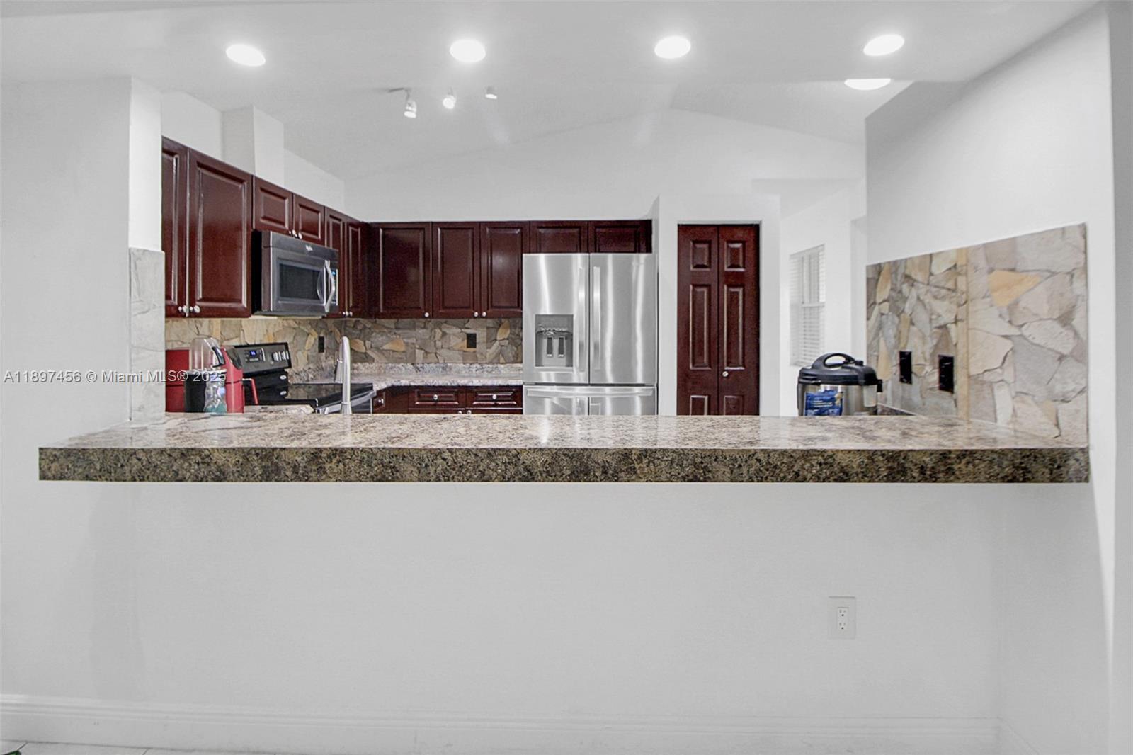 ANDRADE SUB - Residential