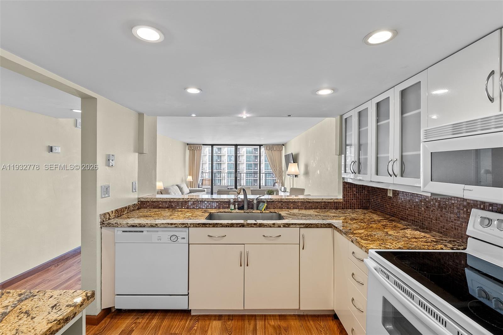 VENETIA CONDO - Residential