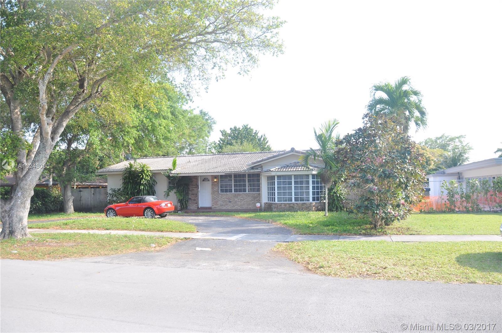 REQUIRE 12 MONTH RENT PAID IN ADVANCE FOR $1.900. For 6 months paid in advance the rent is $2.200. Or if you prefer to pay month by month the rent is $2400. 3/2 with fence pool in Miami Springs. Huge walking closet, big living room,dinning room and Florida room. Best schools around. It can be rent furnished or unfurnished. Last similar house in area rented for $2.700. Only by appointment. Some repairs need to be done by tenant for that price. It will not last, call today!