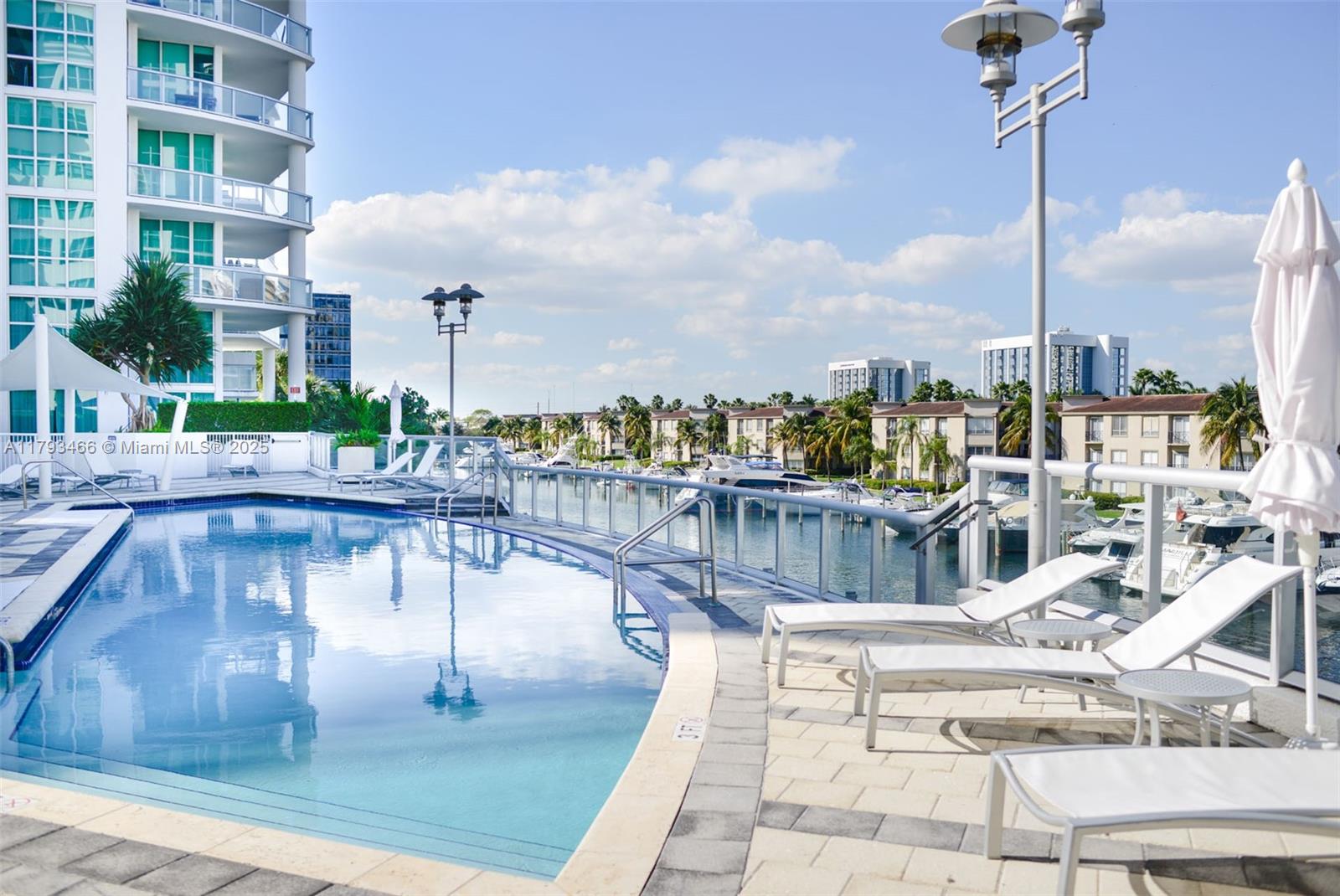 THE ATRIUM AT AVENTURA CO - Residential Lease