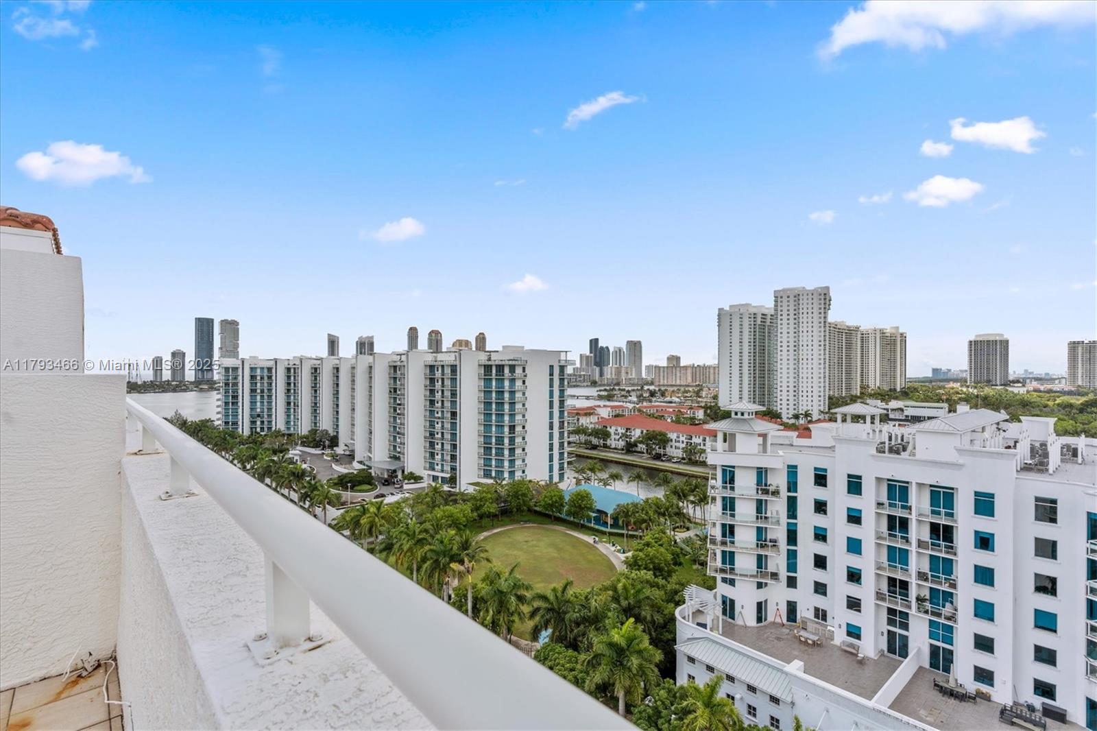 THE ATRIUM AT AVENTURA CO - Residential Lease