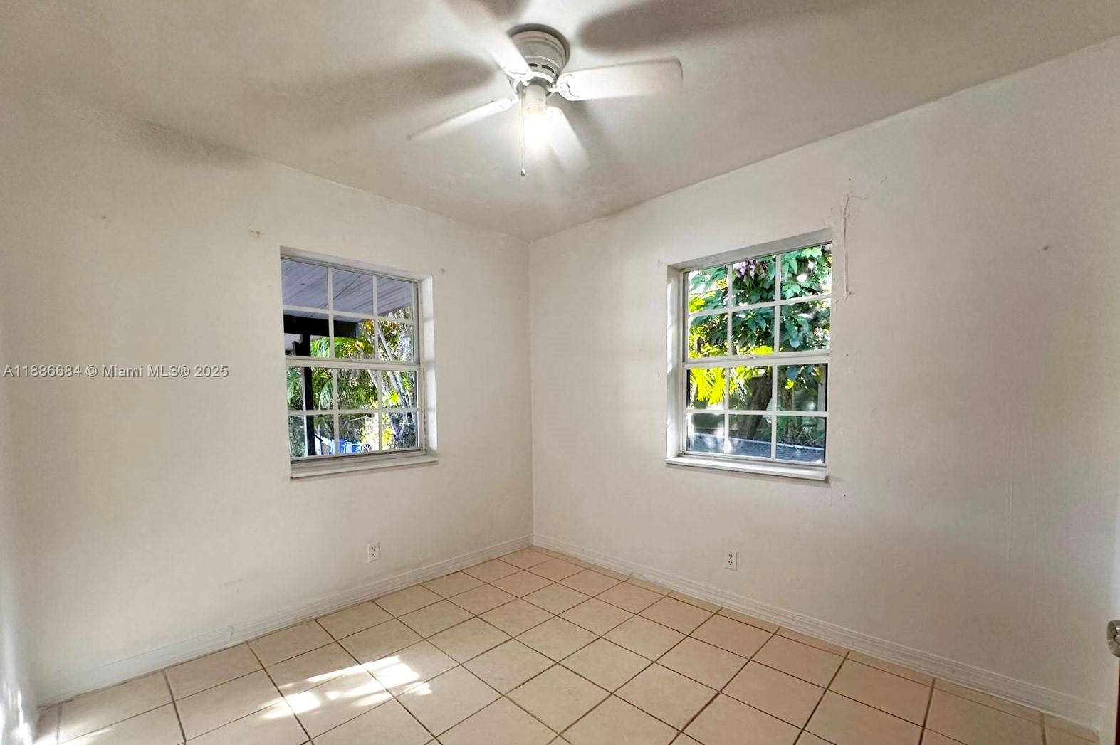 AVOCADO PARK - Residential Income