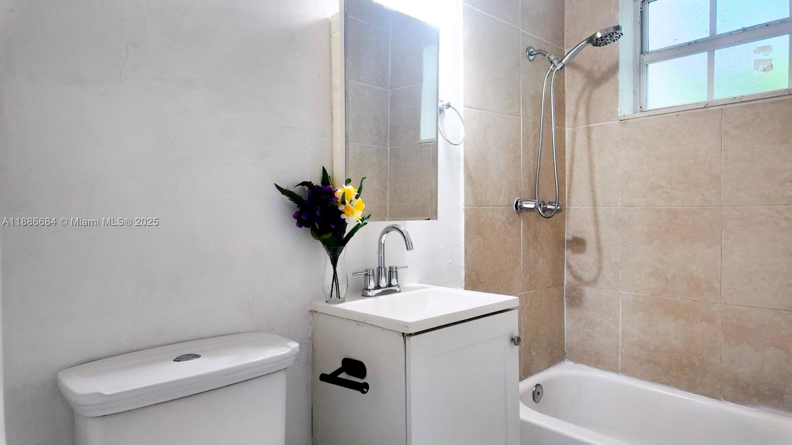 AVOCADO PARK - Residential Income