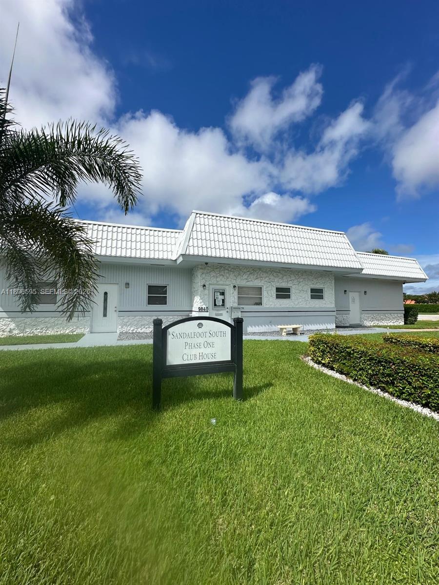 SANDALFOOT SOUTH ONE COND - Residential