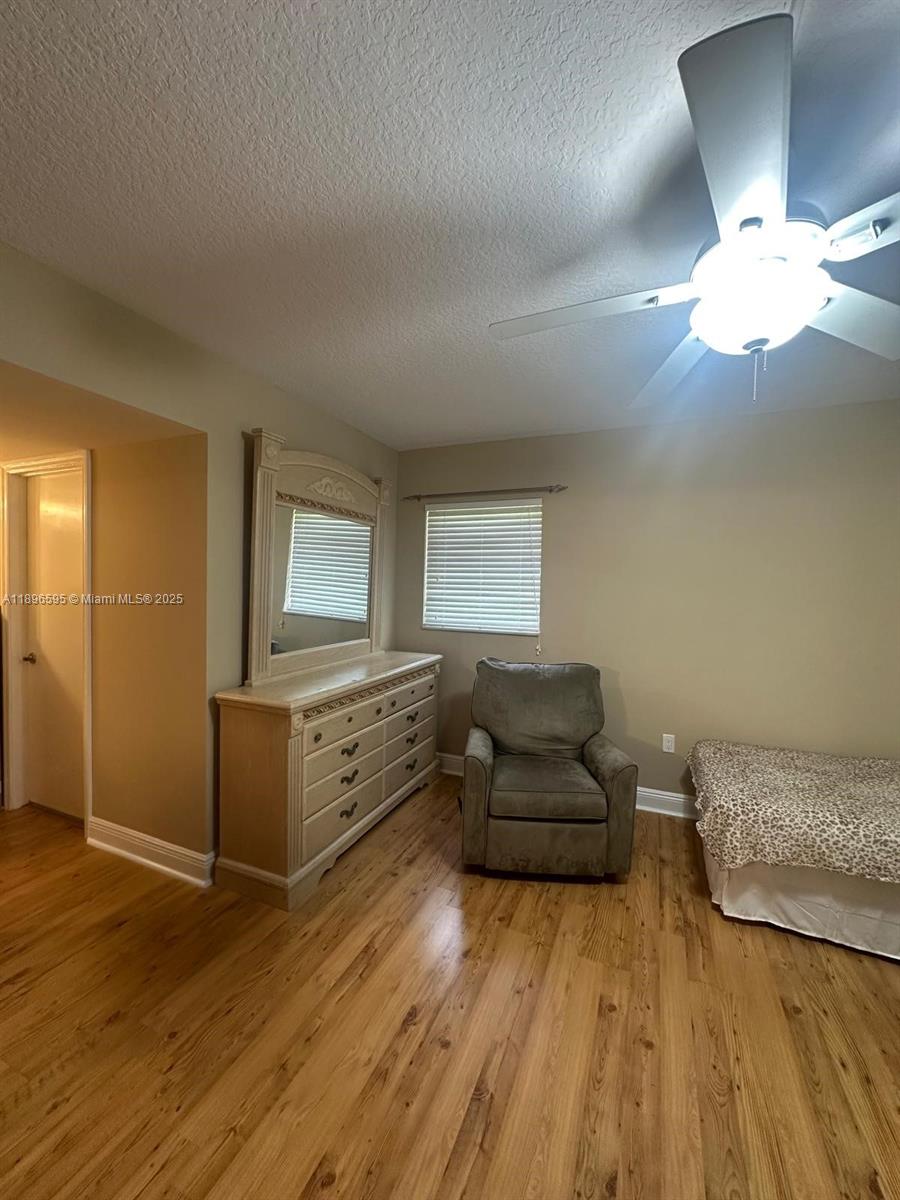 SANDALFOOT SOUTH ONE COND - Residential