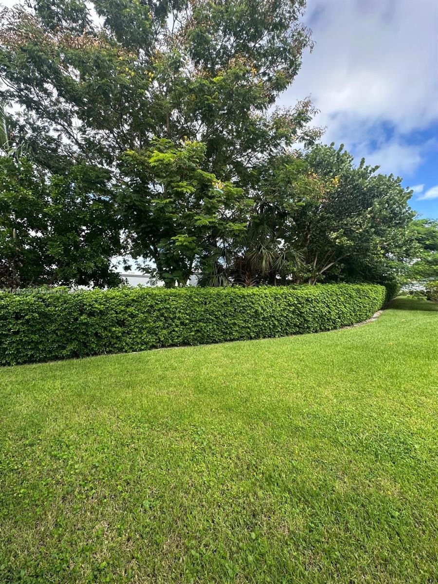 SANDALFOOT SOUTH ONE COND - Residential