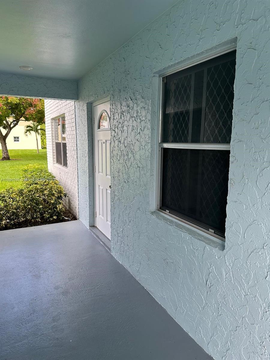 SANDALFOOT SOUTH ONE COND - Residential