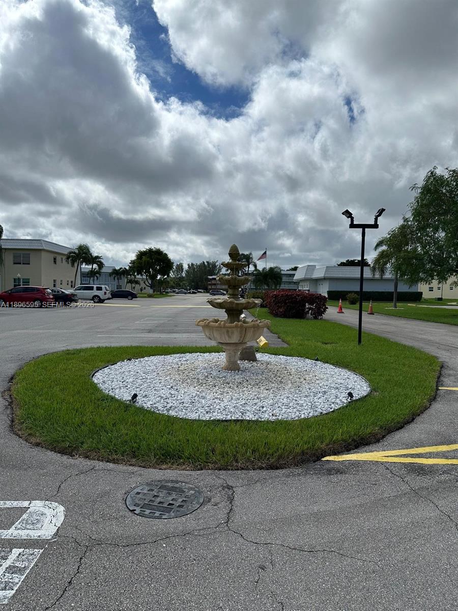 SANDALFOOT SOUTH ONE COND - Residential