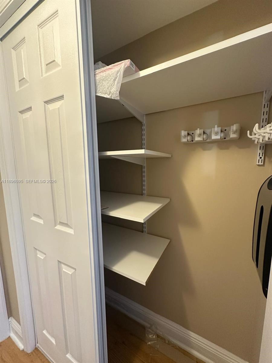 SANDALFOOT SOUTH ONE COND - Residential