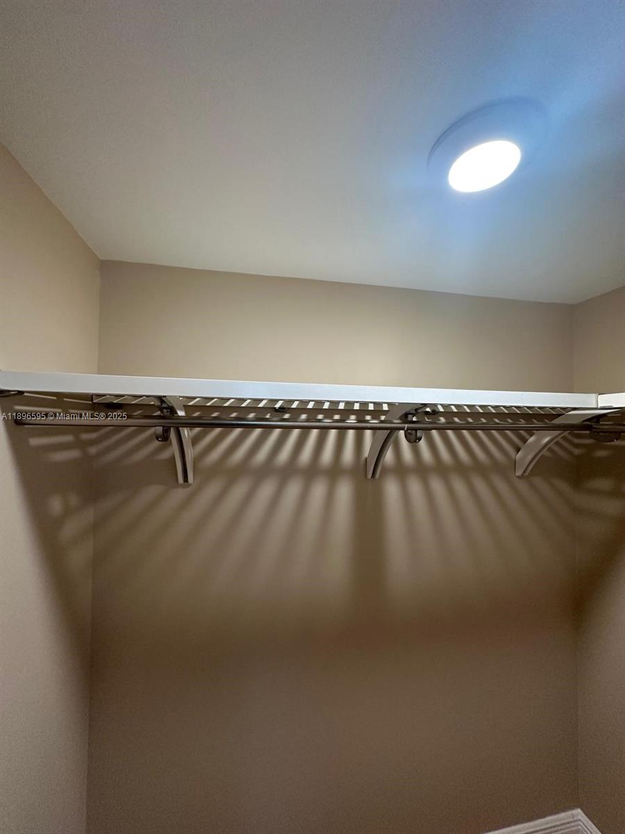 SANDALFOOT SOUTH ONE COND - Residential