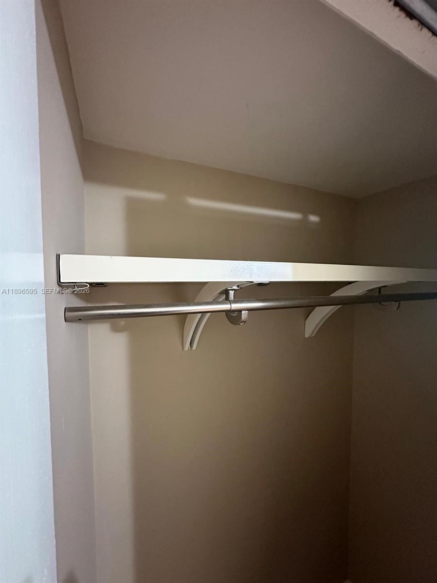 SANDALFOOT SOUTH ONE COND - Residential