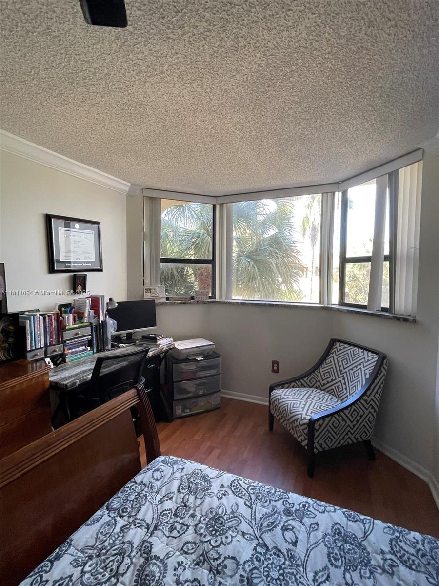 PLANTATION FOREST CONDO - Residential