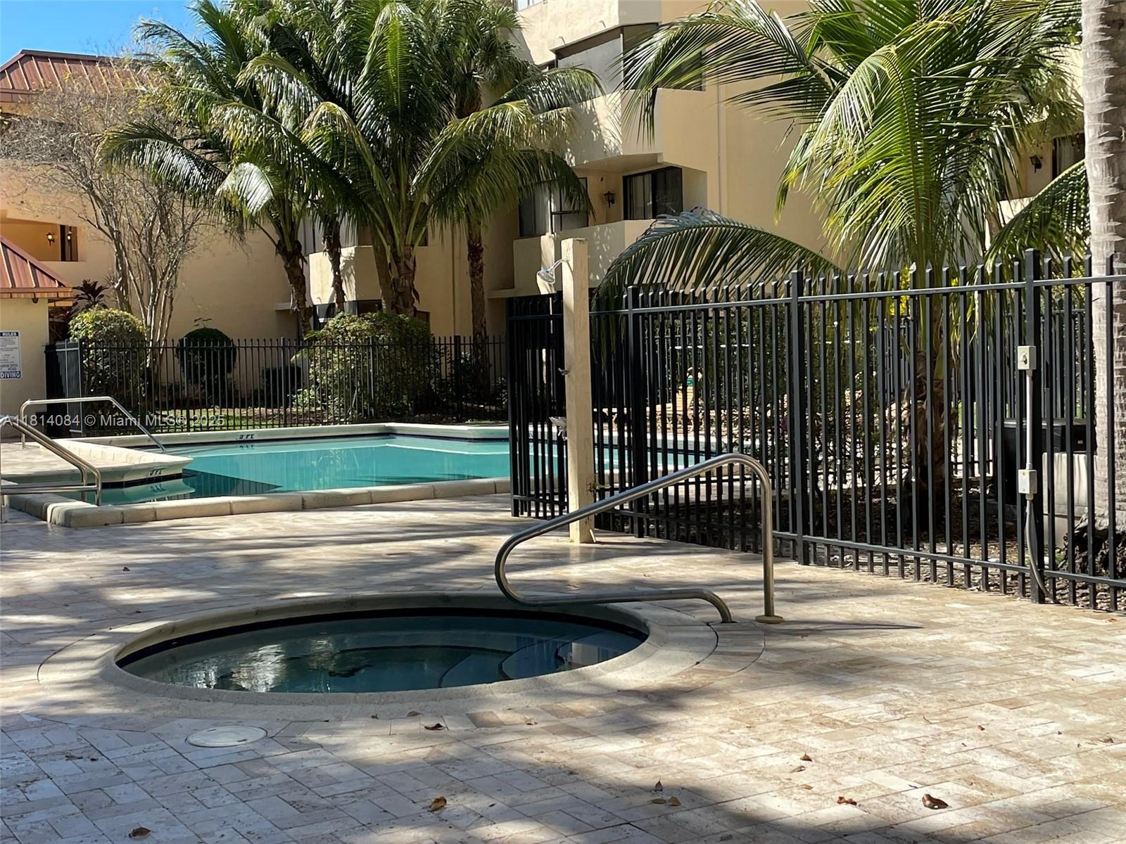 PLANTATION FOREST CONDO - Residential