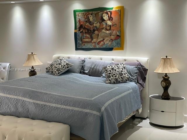 TURNBERRY ISLE CONDO - Residential