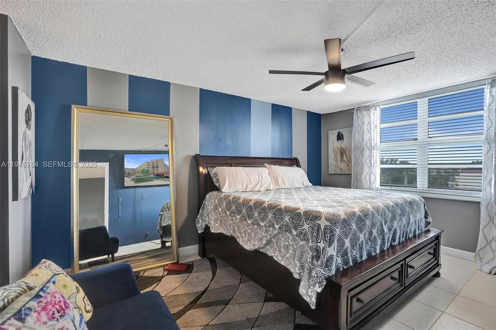 HOLLYBROOK GOLF AND - Residential