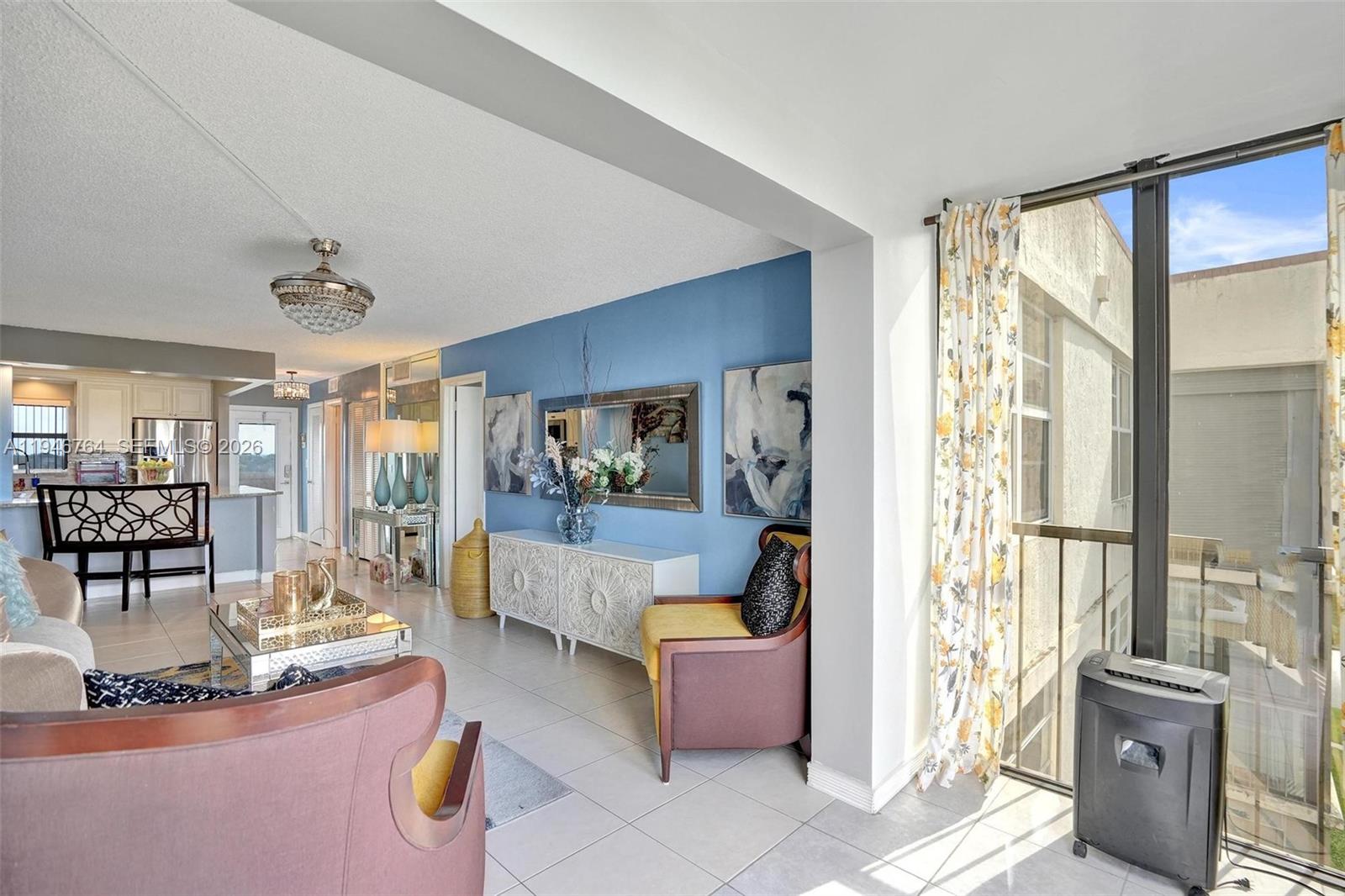 8900 Washington Blvd PH5