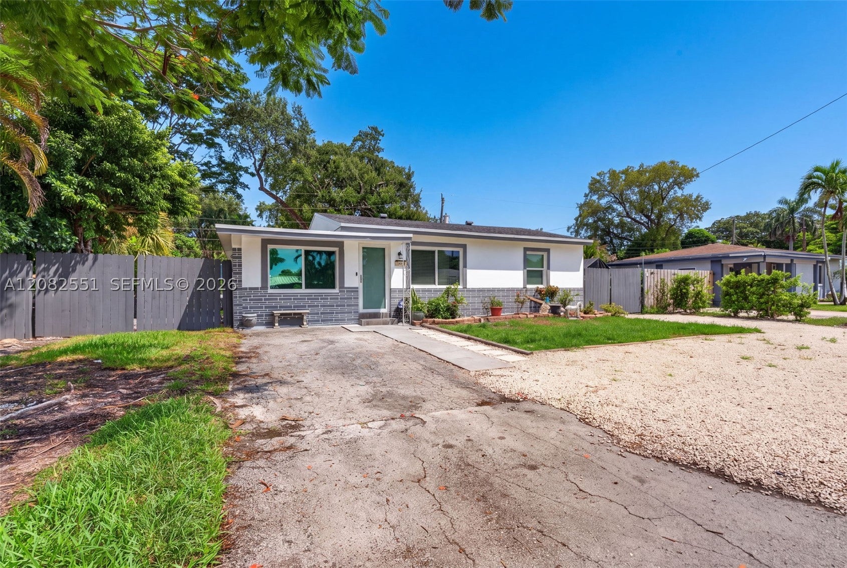 1541 SW 32nd Ct