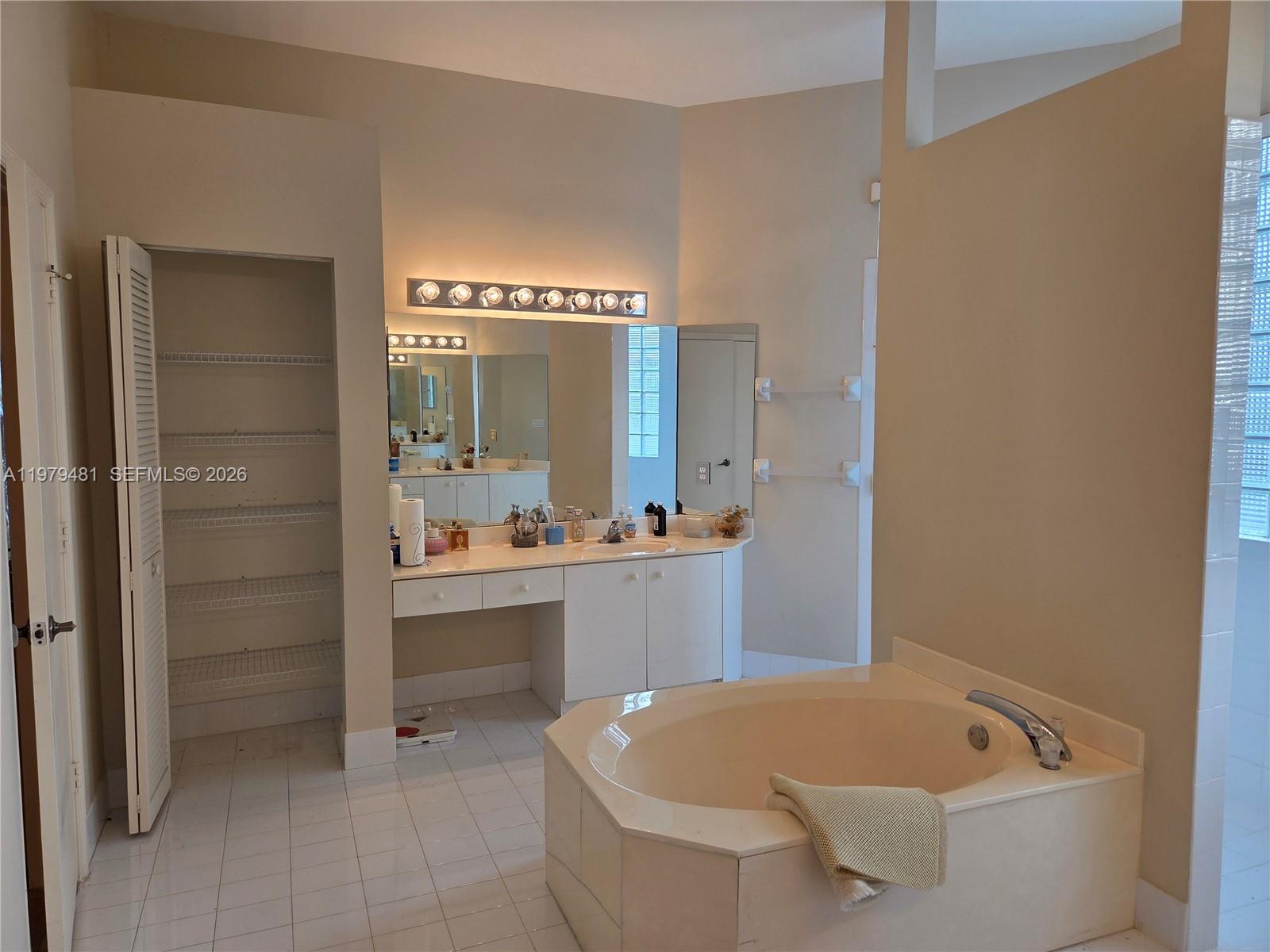 SILVER LAKES PHASE II REP - Residential