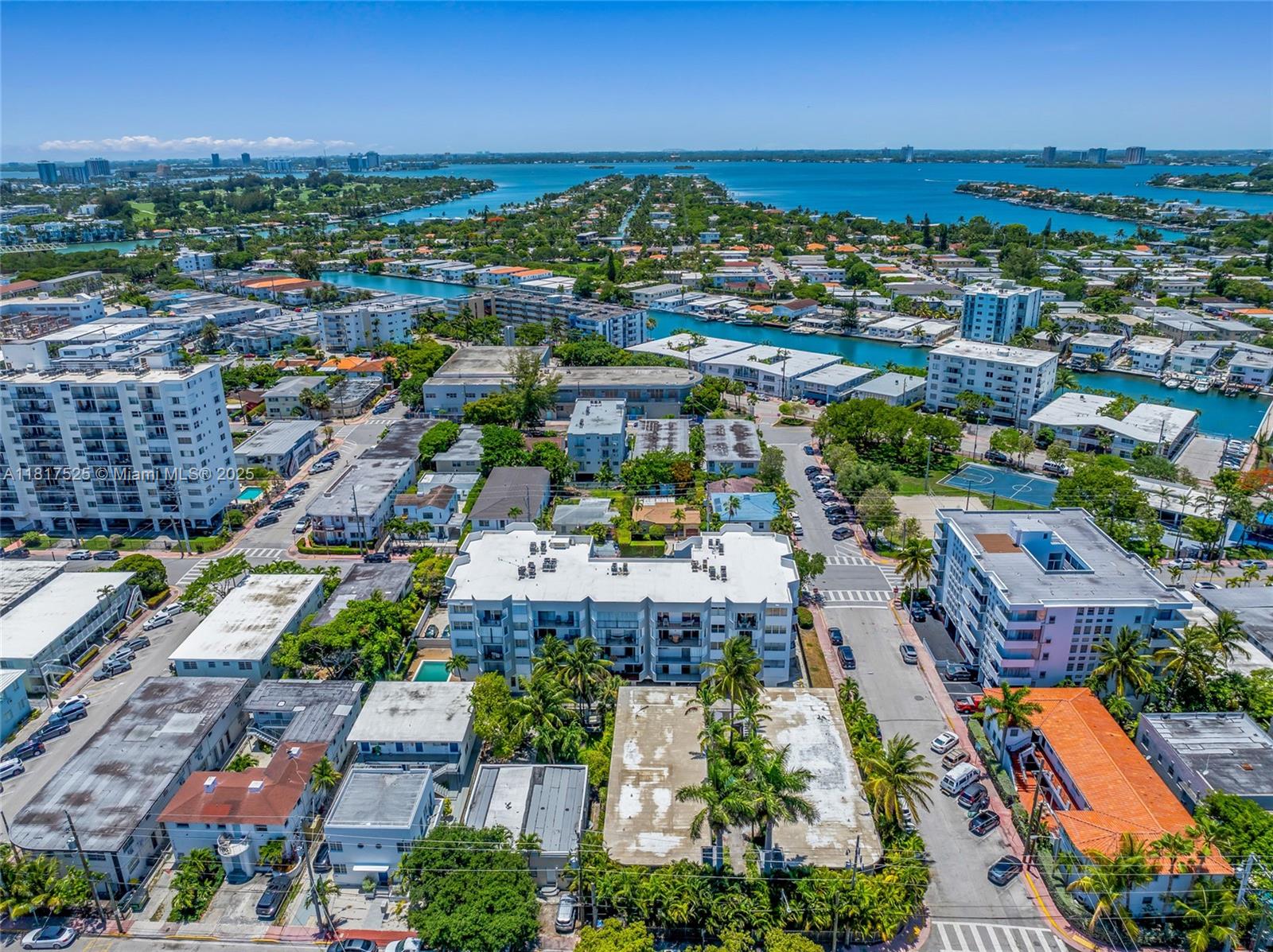 BYRON PARK CONDO - Residential