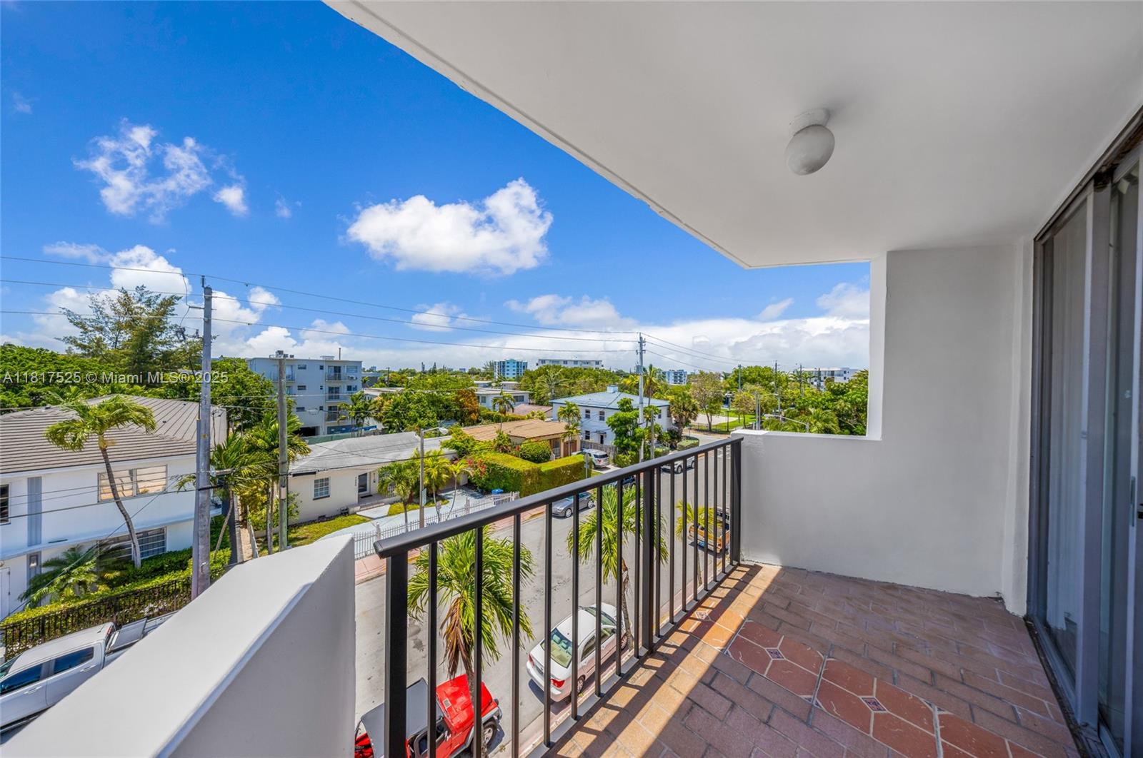 BYRON PARK CONDO - Residential