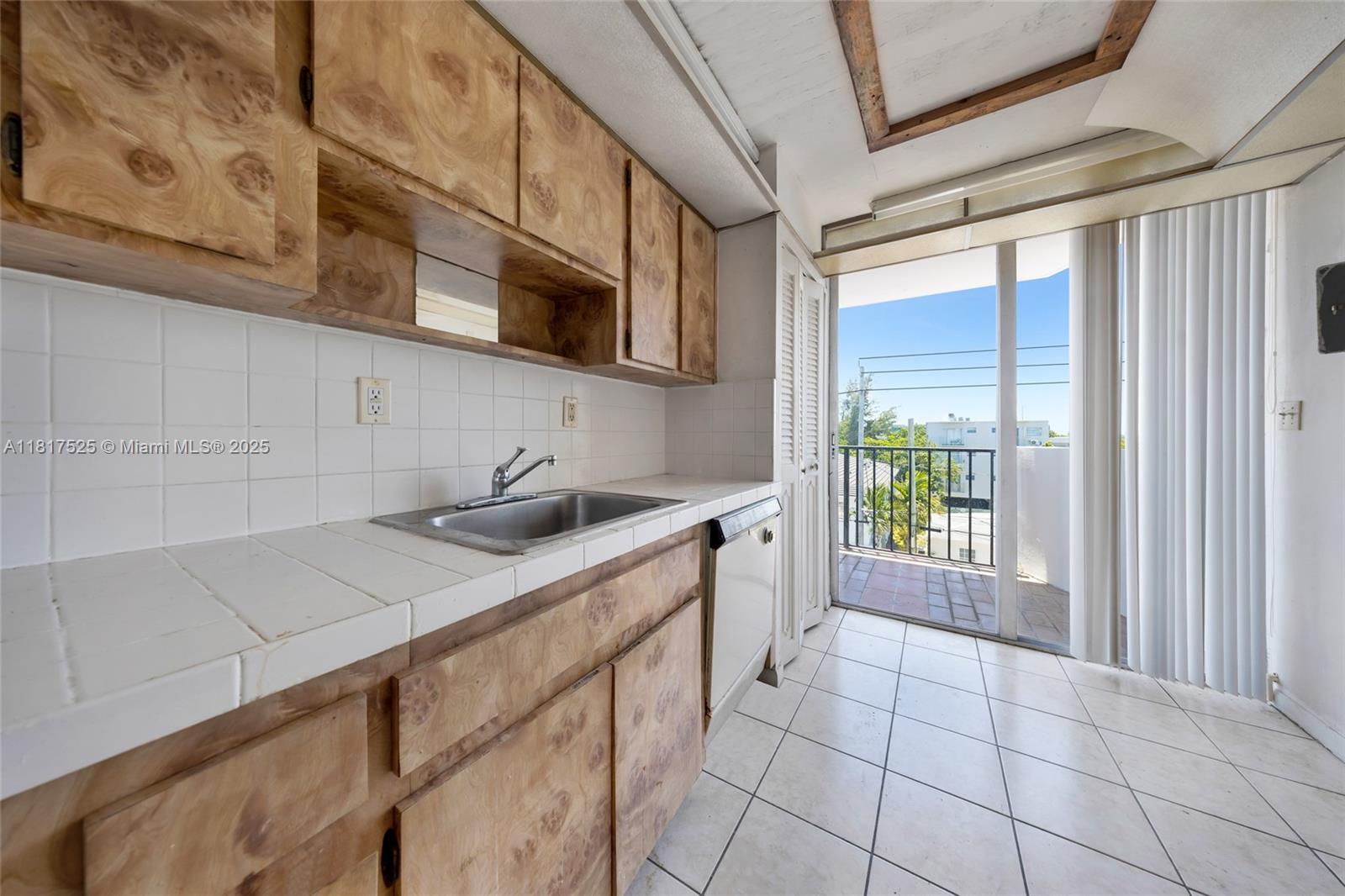 BYRON PARK CONDO - Residential