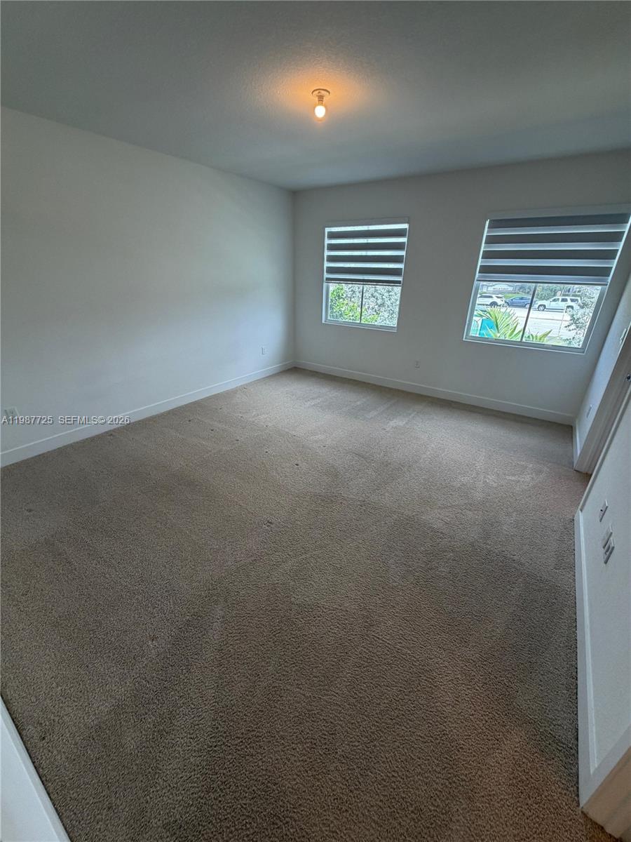 MERRICK SQUARE - Residential Lease