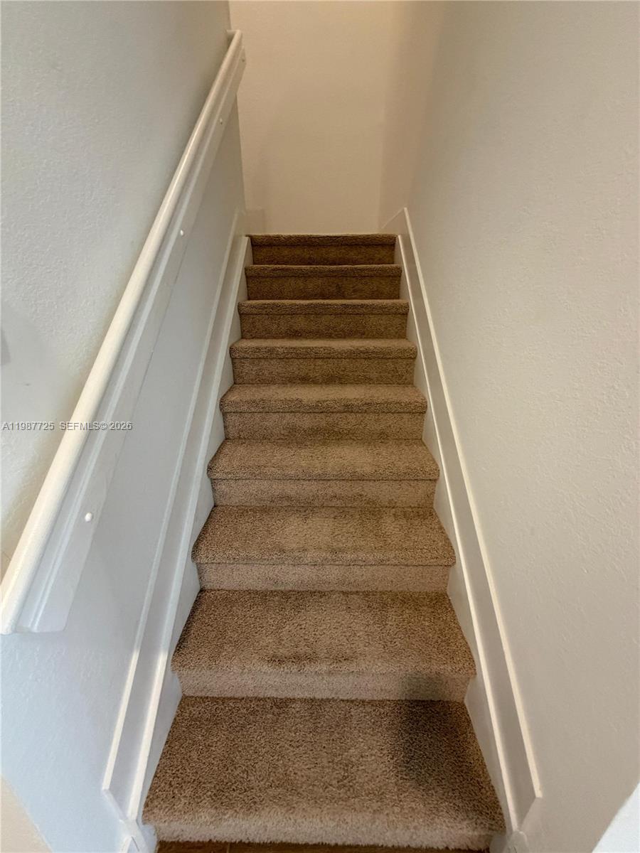 MERRICK SQUARE - Residential Lease