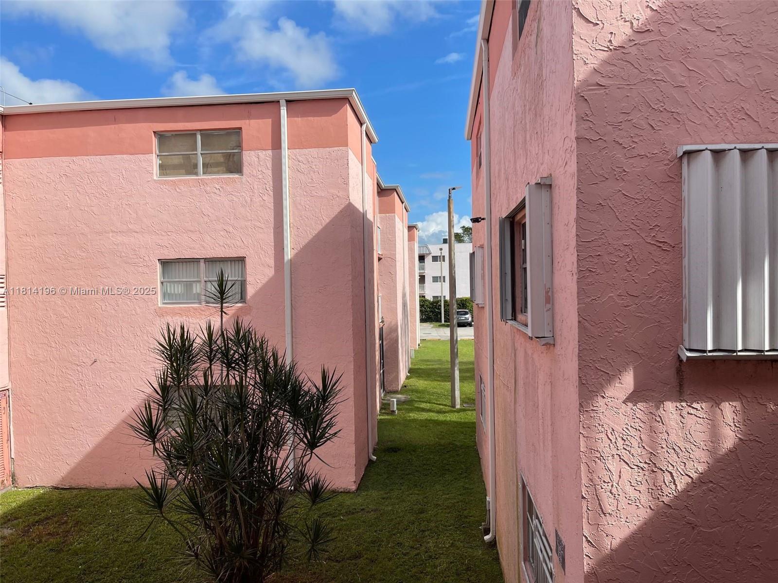 POINT SOUTH CONDO - Residential Lease