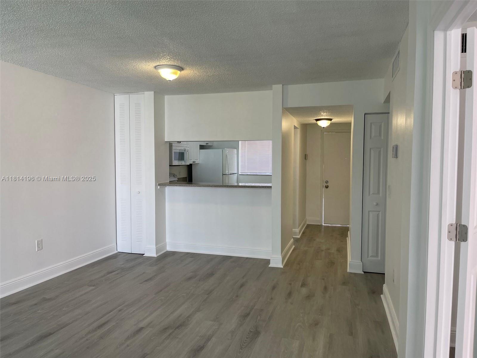 POINT SOUTH CONDO - Residential Lease