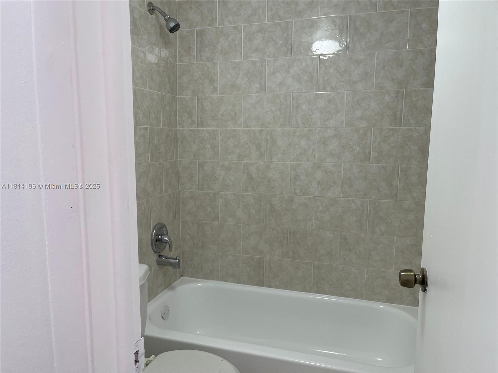 POINT SOUTH CONDO - Residential Lease