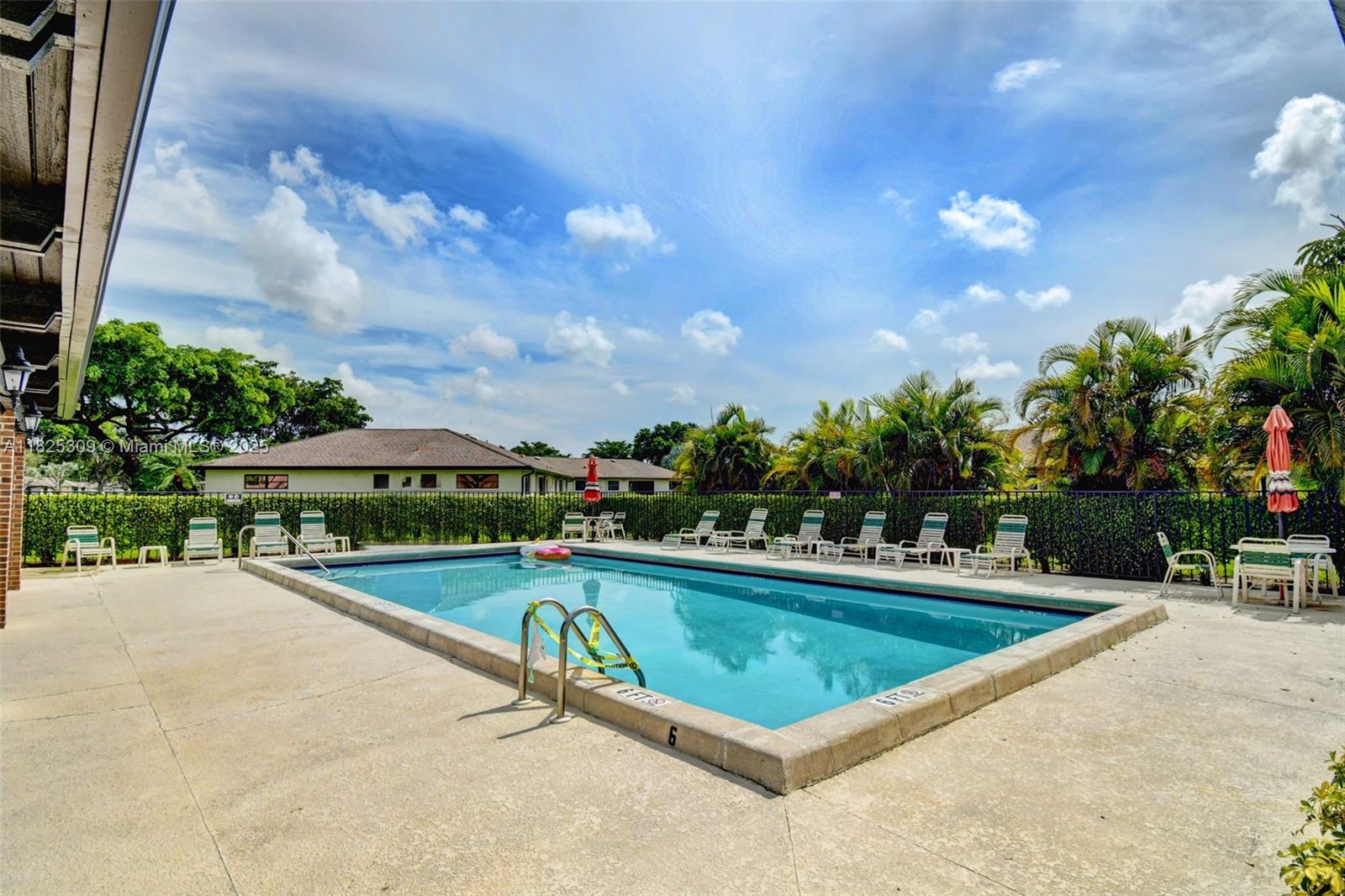 GREENTREE VILLAS CONDO - Residential