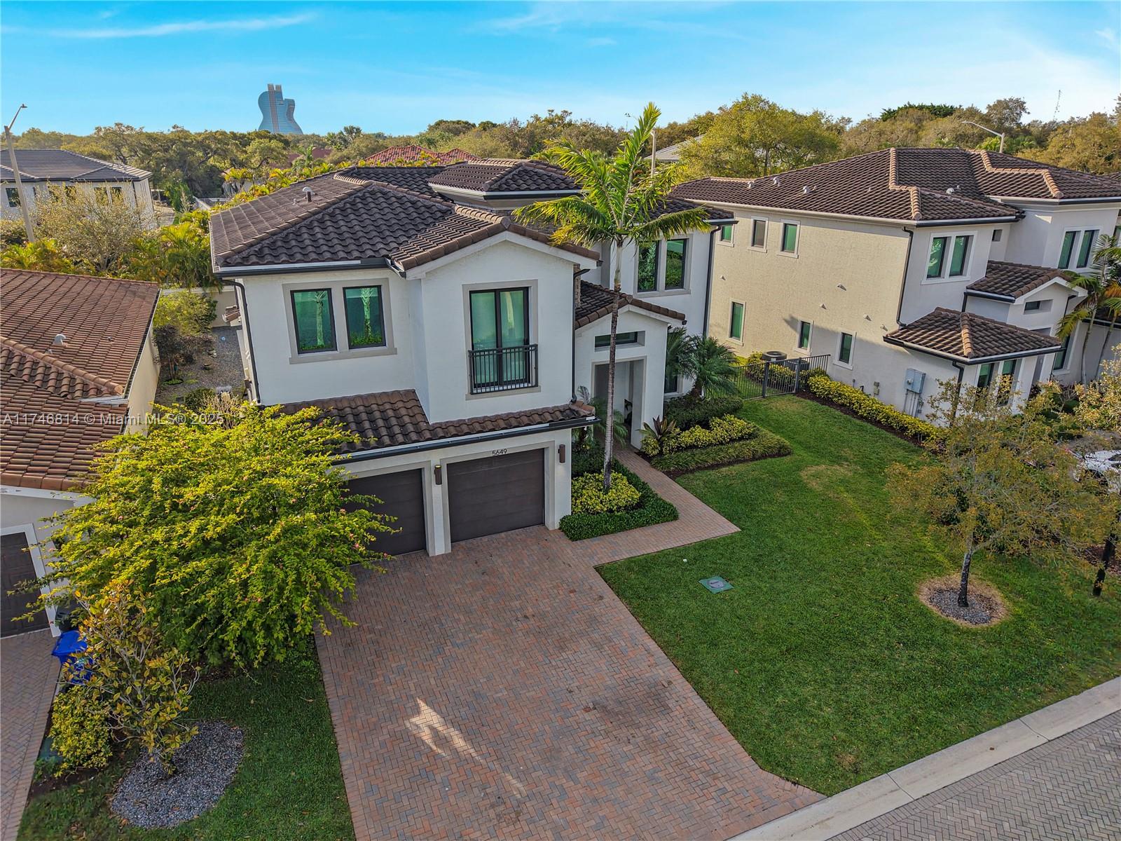 Property for Sale at 5649 W Brookfield Cir W Cir, Hollywood, Broward County, Florida - Bedrooms: 5 
Bathrooms: 5  - $2,099,999