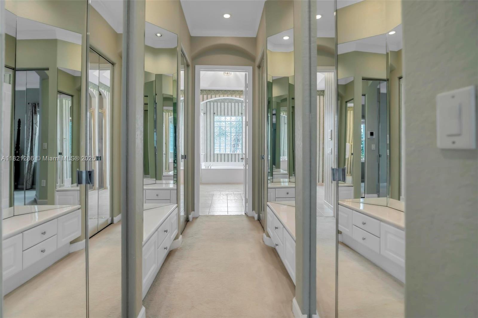 PEMBROKE ISLES III - Residential