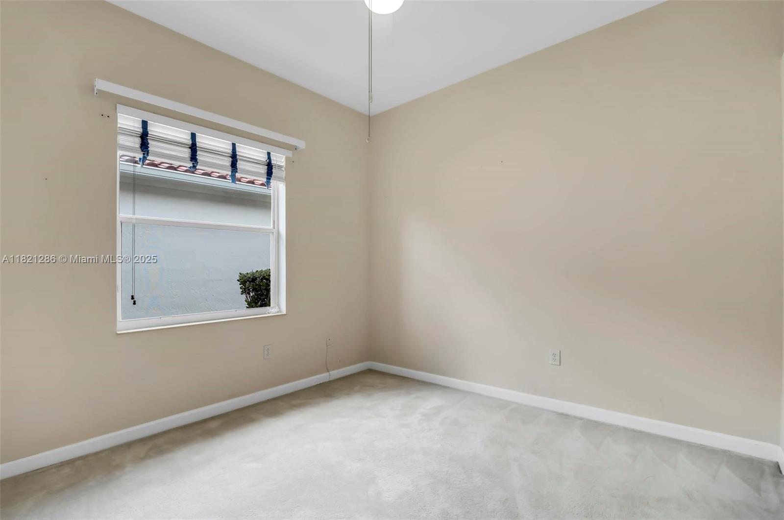 PEMBROKE ISLES III - Residential