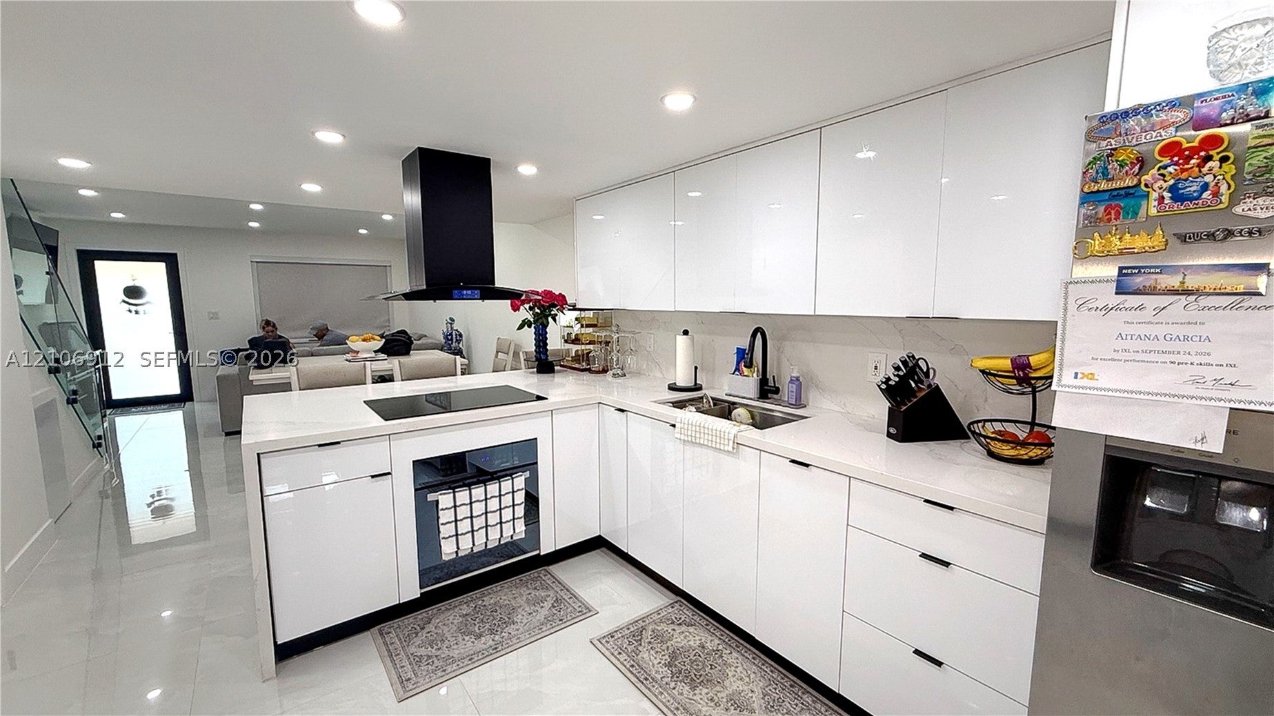 1142 W 42nd St 19