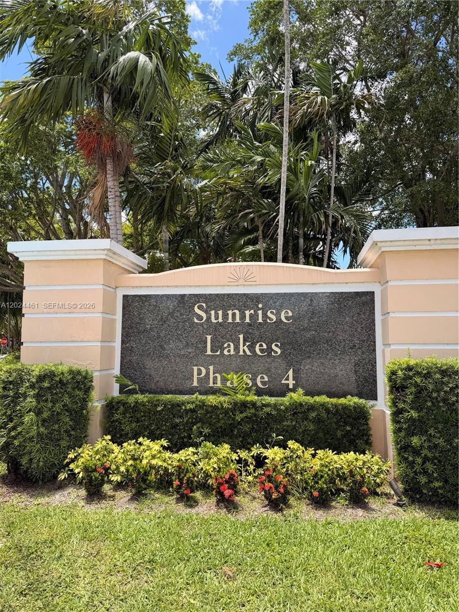 SUNRISE LAKES 216 CONDO - Residential