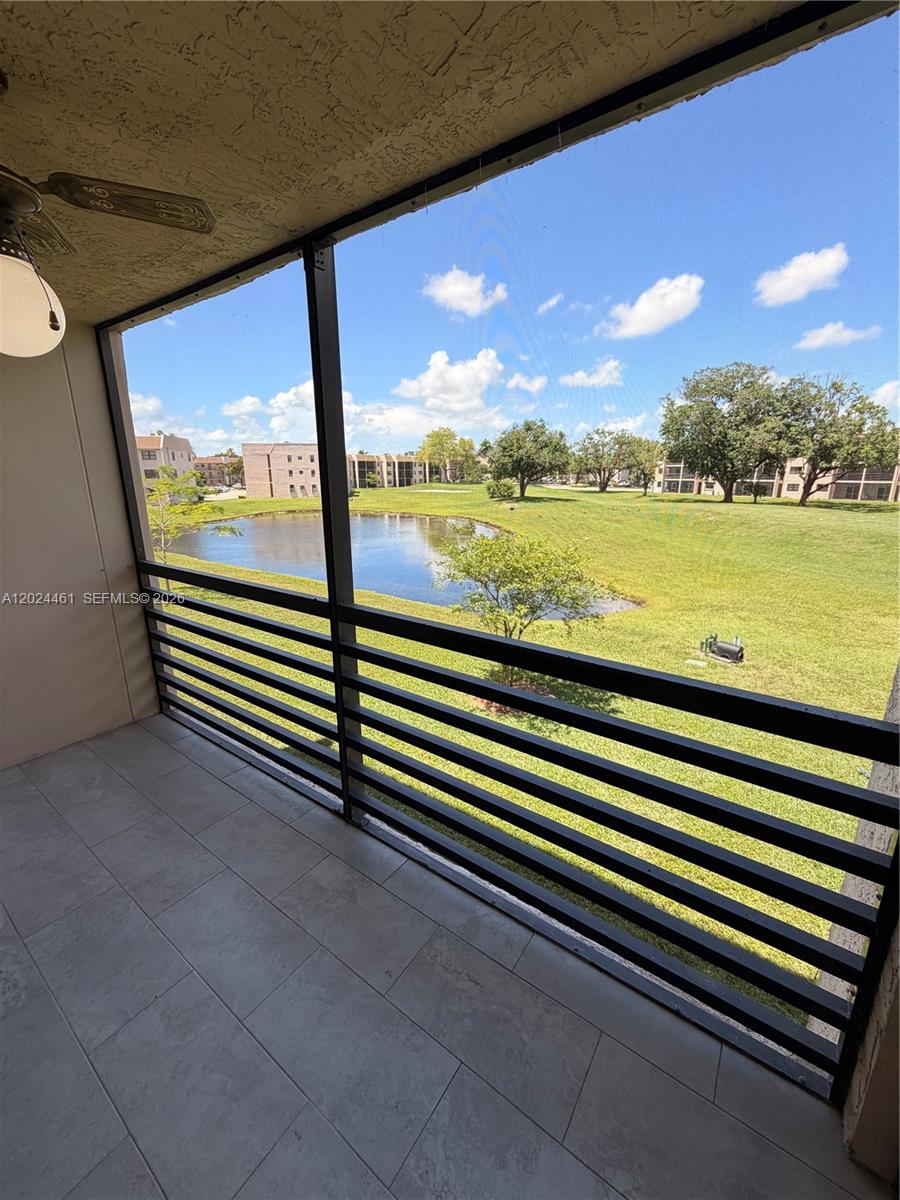 SUNRISE LAKES 216 CONDO - Residential