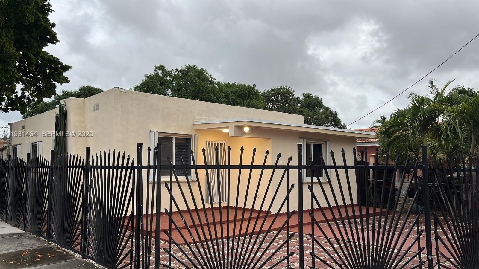 WEST END PARK AMD PL - Residential