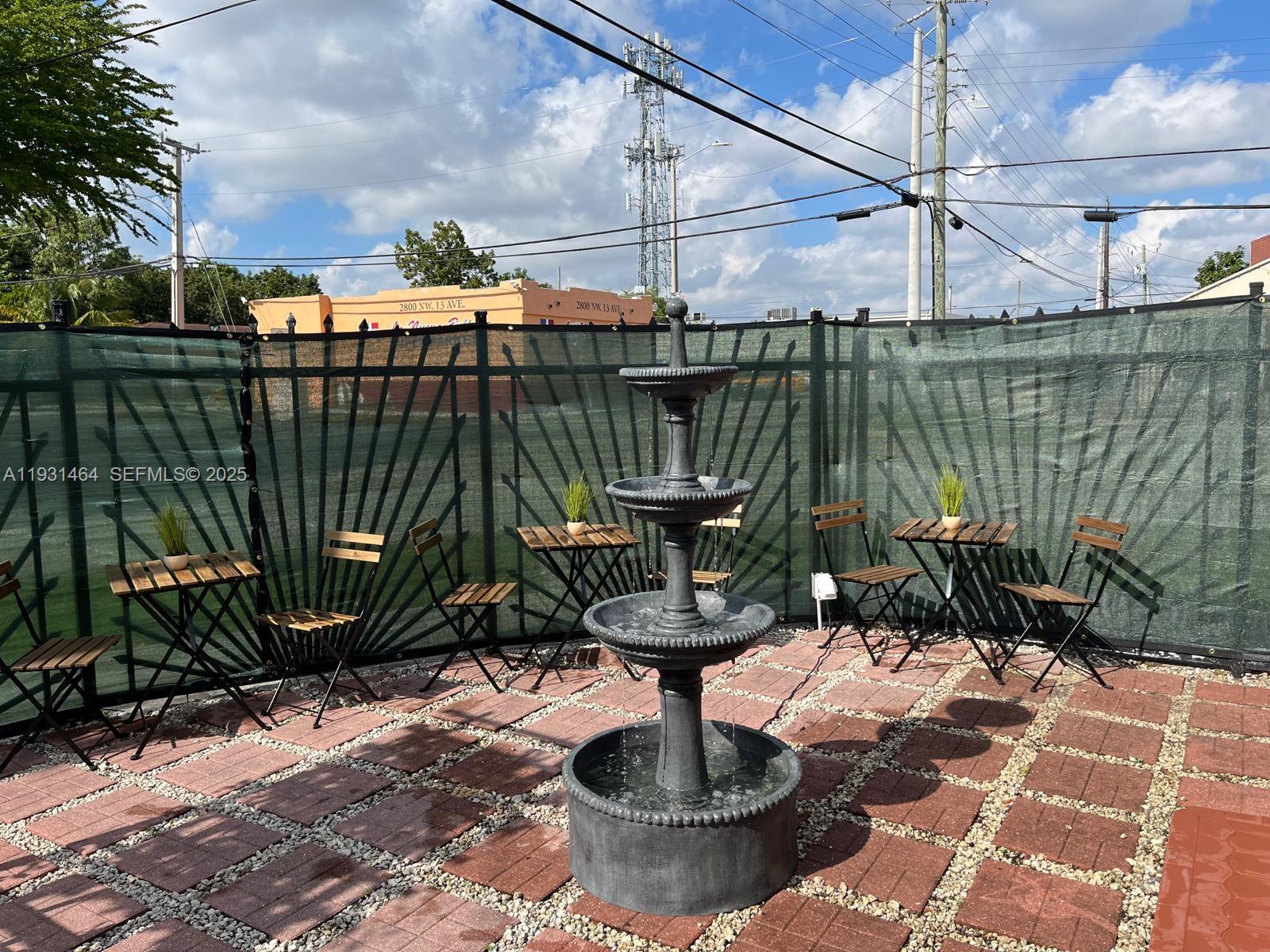 WEST END PARK AMD PL - Residential