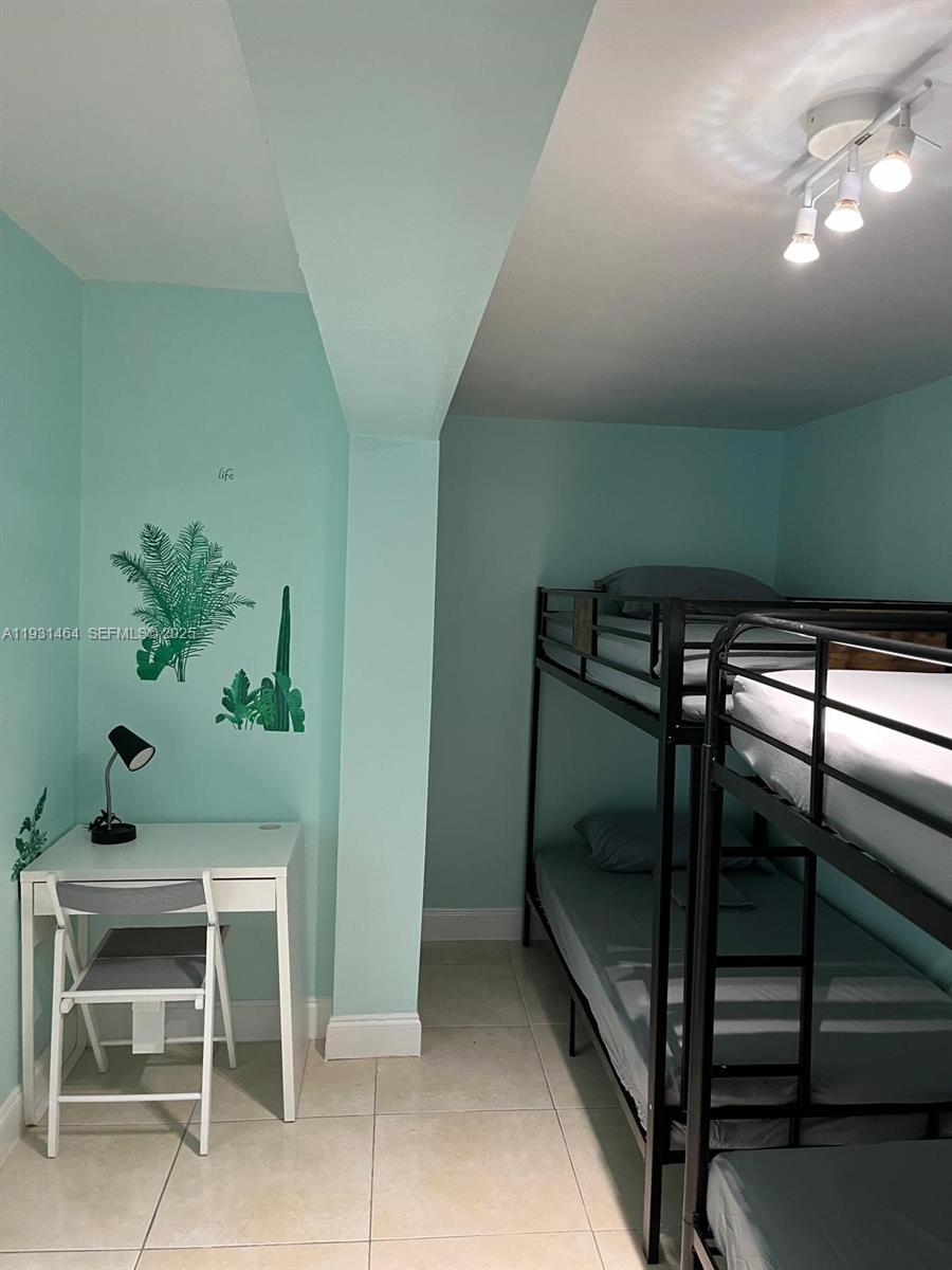 WEST END PARK AMD PL - Residential