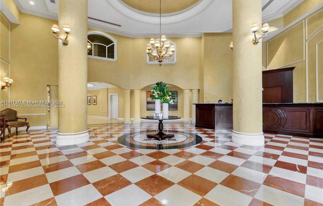 TURNBERRY VILLAGE SO TOWE - Residential