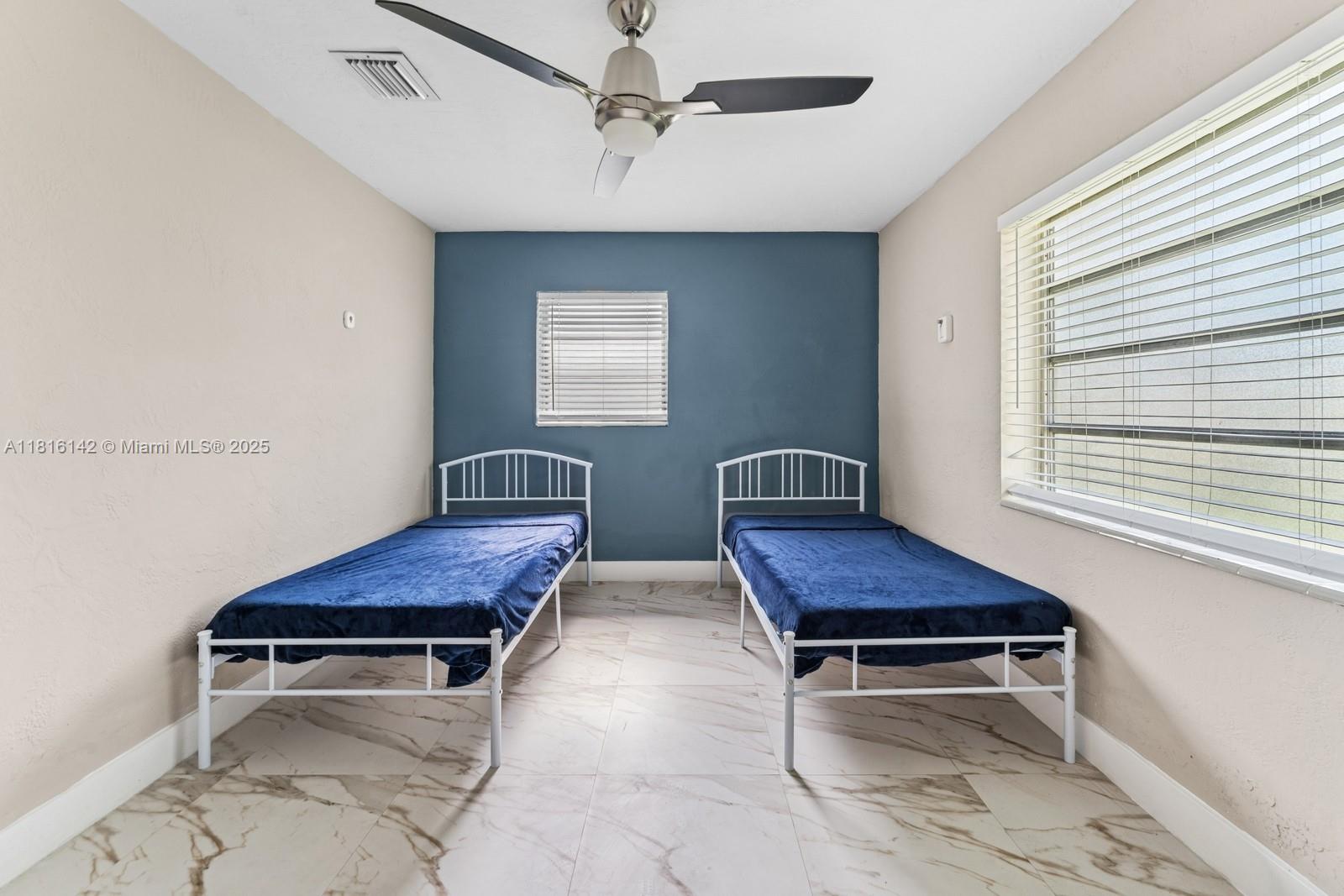 GULFSTREAM ESTATES - Residential