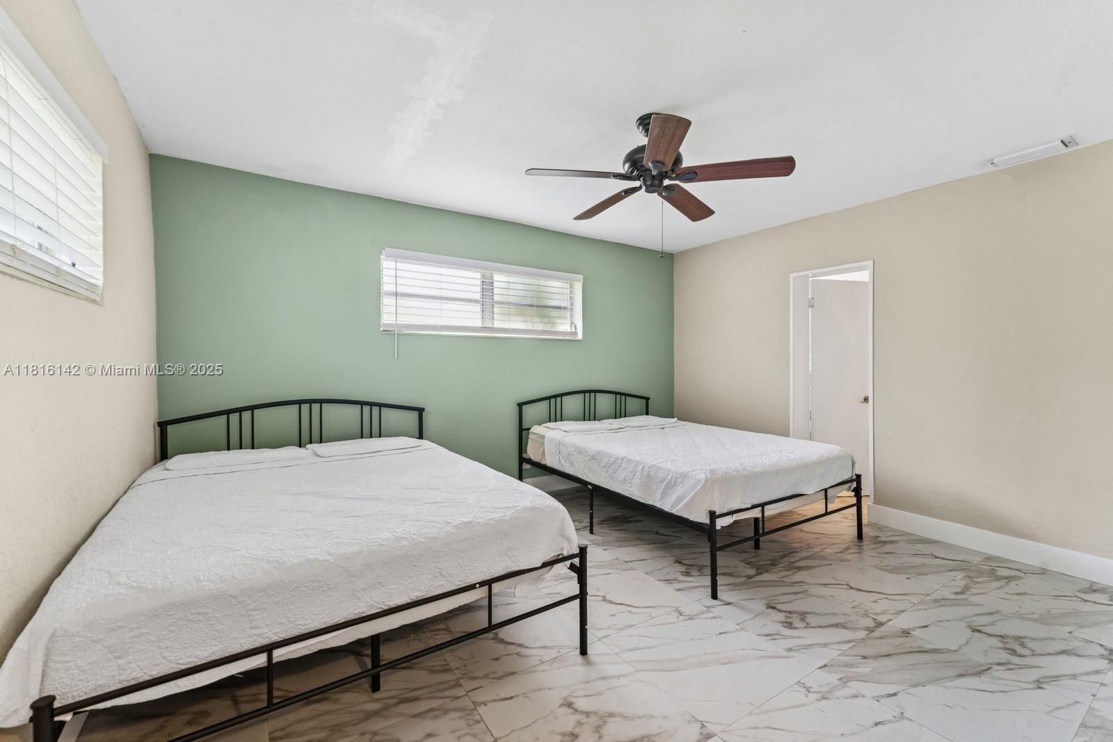 GULFSTREAM ESTATES - Residential