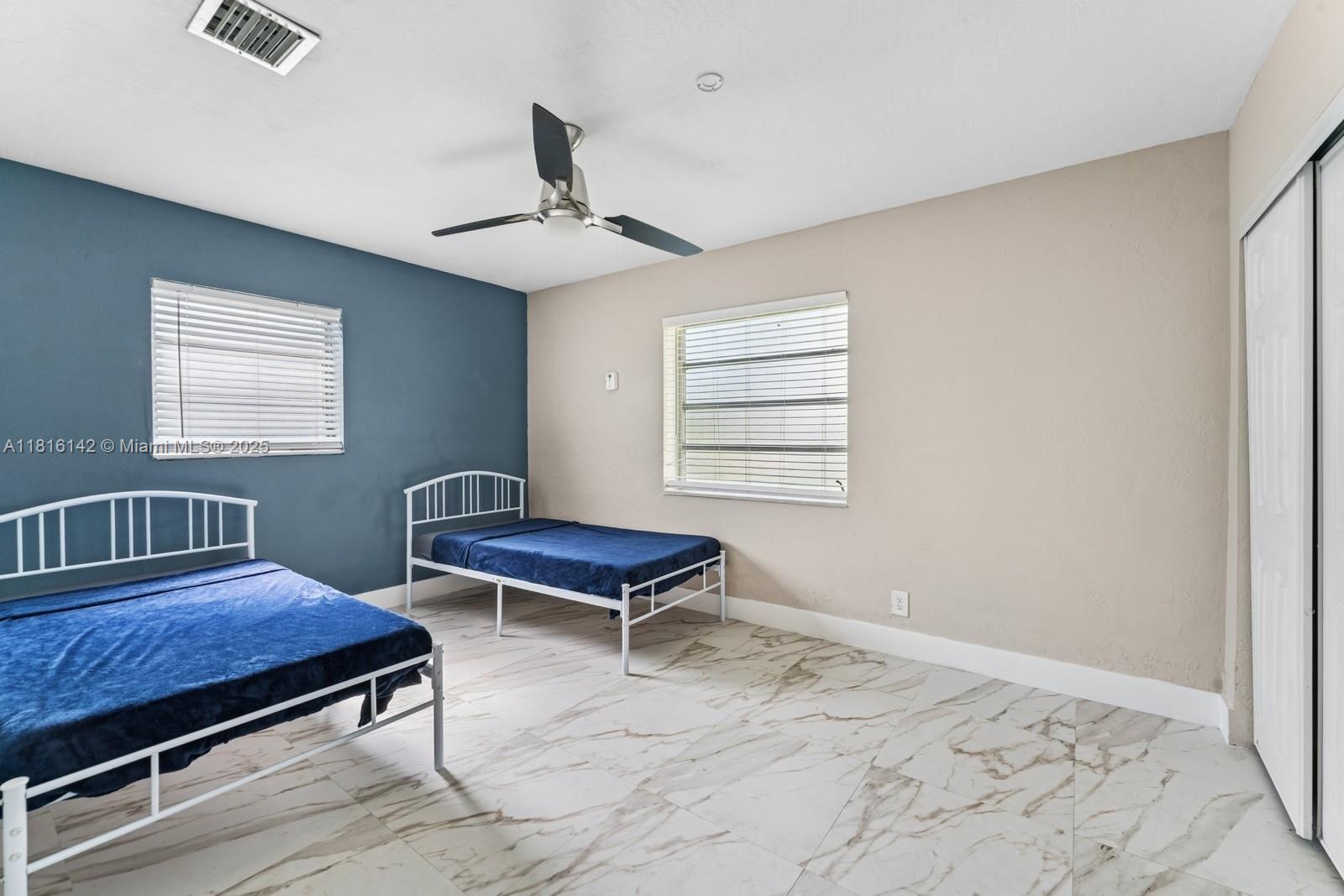 GULFSTREAM ESTATES - Residential