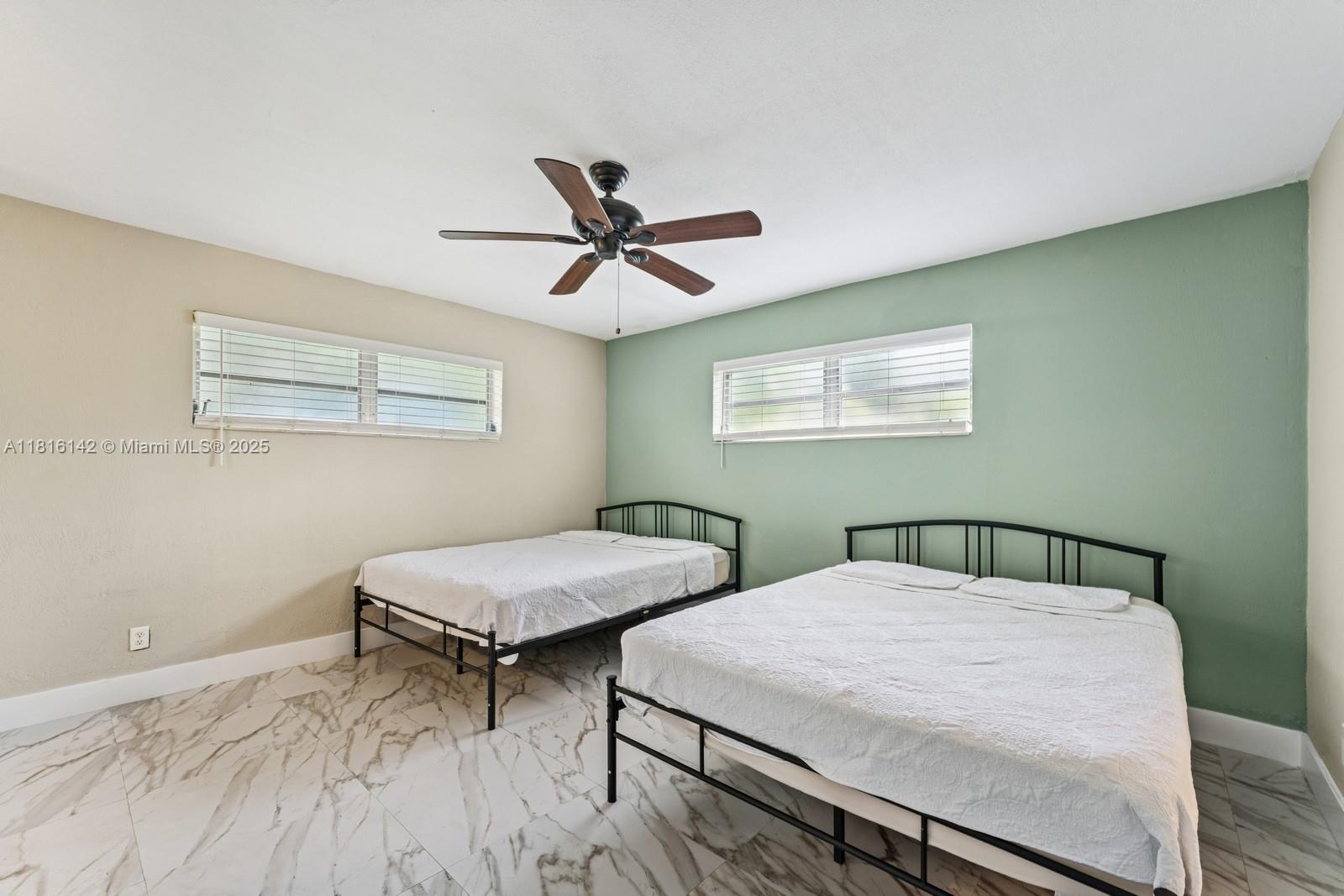 GULFSTREAM ESTATES - Residential